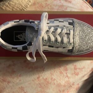 Brand new vans black/white/silver